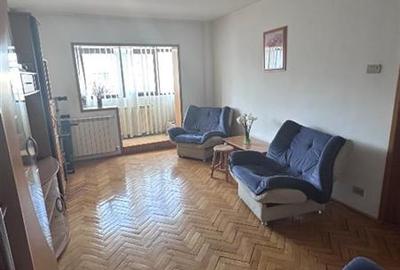 Apartament cu 3 camere decomandat în Timpuri Noi