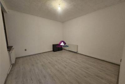 Apartament cu 3 camere semidecomandat în Obor - 6