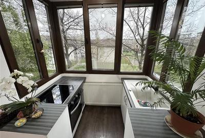 Apartament cu 3 camere semidecomandat în Central - 3