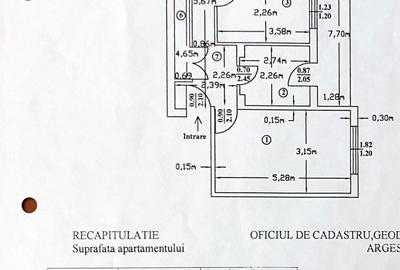 Apartament cu 3 camere decomandat în Costești - 1