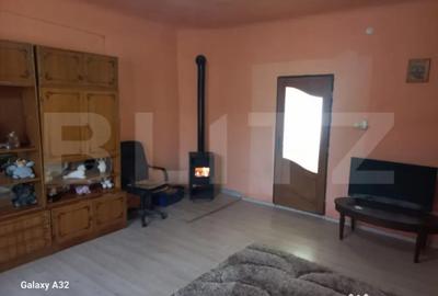 Casă cu 4 camere cu Teren 2500 Mp în Central - 14