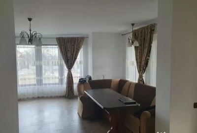 Casă cu 5 camere cu Teren 2200 Mp în Central - 3