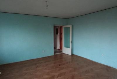 Apartament cu 3 camere decomandat în Central - 1