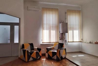 Spatiu birou de inchiriat, situat pe str.I.Vulcan, Oradea - 1