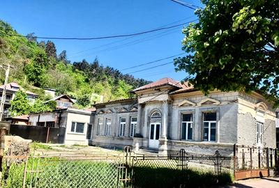 VILA INTERBELICA 330MP/TEREN 800MP/NECESITA RENOVARE/ULTRACENTRAL-PIATRA NEAMT - 3