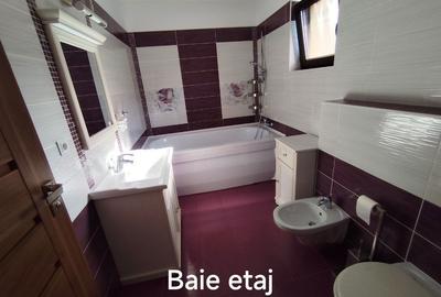 Casă cu 4 camere în Florești