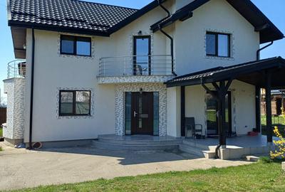 Casă cu 4 camere în Valea Lupului - 5