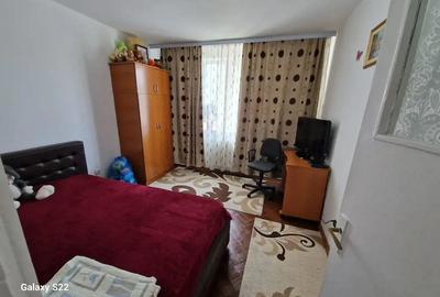 Vand apartament 3 camera zona SC - uri - 5