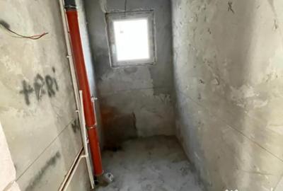 Casă cu 4 camere cu Teren 245 Mp în Central - 2