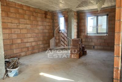 Duplex P+E, despartire prin camera tehnica, 4 camere, in Sanandrei - 1