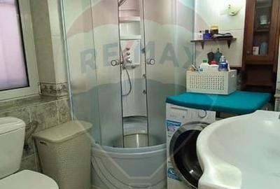 Casă cu piscină de vânzare în zona Piața Centrală Galați - 18