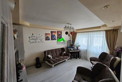 Apartament cu 4 camere decomandat, mobilat în Central