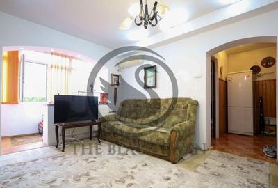 Apartament cu 2 camere de vanzare | Zona Democratiei - Pl... - 1
