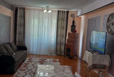 Casă cu 4 camere cu Teren 126 Mp în Central