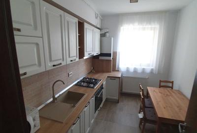 Apartament cu 2 camere decomandat în Apusului - 2