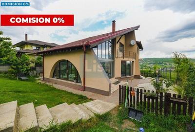 Casă cu 5 camere cu Teren 2518 Mp în Iris