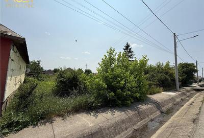 Teren intravilan de 2500 mp, în Reteag - 7