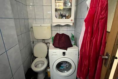 Apartament cu o camera, decomandat, zona Dacia - 7