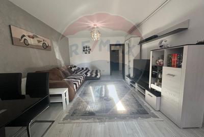 DE VANZARE Apartament 2 camere spatios, pret avantajos - 19