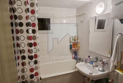 Vanzare apartament 4 camere - Rahova - str. Soldat Croitoru - 18