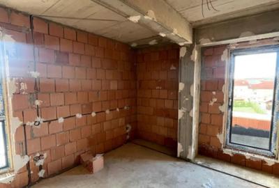 Apartament cu 2 camere semidecomandat în Independenței - 3