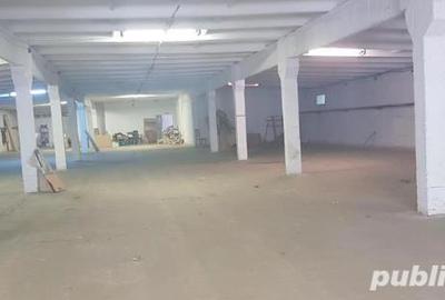 Spațiu comercial, de 1,900 mp, în Central