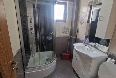 Apartament cu 3 camere decomandat în Central - 8
