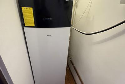 Casă cu 8 camere cu Teren 2800 Mp în Milcoiu - 18