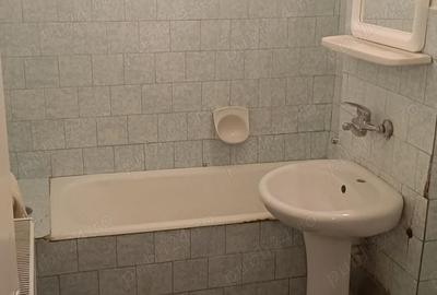 Apartament cu 2 camere semidecomandat în Micro 16 - 4