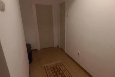 Apartament cu 2 camere semidecomandat în Central - 3