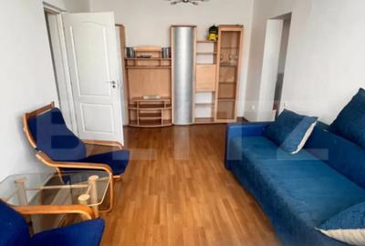 Apartament cu 2 camere semidecomandat, mobilat în Central
