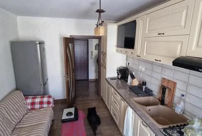 Apartament cu 2 camere decomandat, mobilat în Gara