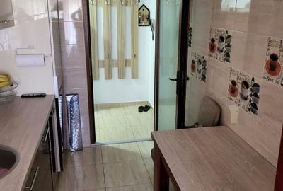 Apartament cu 3 camere decomandat în Triaj - 9