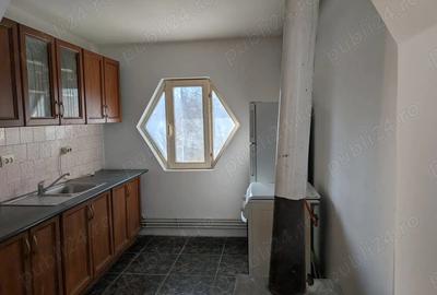 Casă în Aluniș - 1