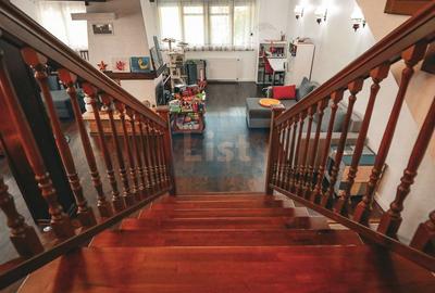 Casă cu 5 camere cu Garaj în Văliug - 11