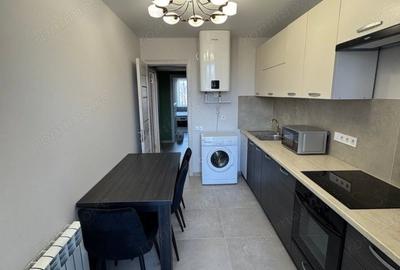 Apartament cu 3 camere decomandat în Florilor - 3