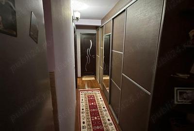 Apartament cu doua camere plus living generos , zona Bradet - 13