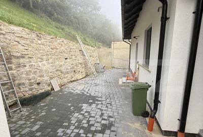 Casa individuala de inchiriat, 2 camere, zona Centru - 3