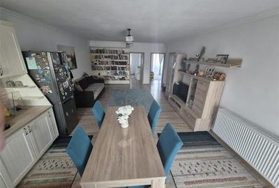 Apartament Etaj 1 in Vila zona Braitim