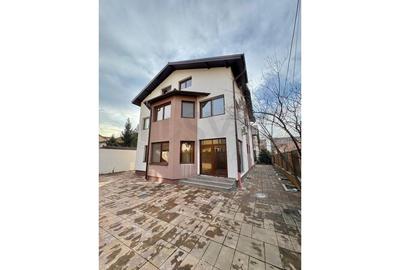 Casă individuală cu 6 camere cu Canalizare în Prelungirea Ghencea - 2