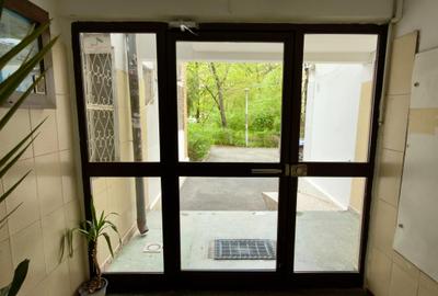 Apartament cu 3 camere, mobilat în Drumul Taberei - 24
