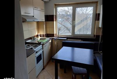 Apartament cu 3 camere semidecomandat în Exterior Vest - 1