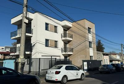 Spațiu comercial, de 77 mp, în Central - 10
