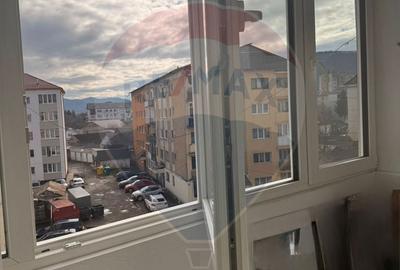 Apartament cu 2 camere semidecomandat, mobilat în Central - 7