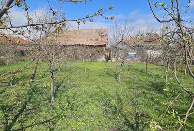 Casă cu 5 camere cu Teren 10 Mp în Brâncovenești
