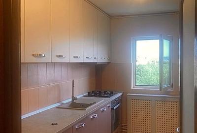Apartament cu 3 camere decomandat în Sud - 10