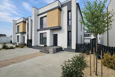 Casă individuală cu 5 camere cu Canalizare în Tunari - 1