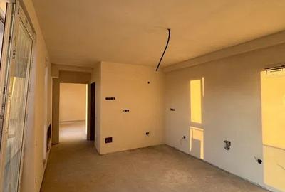 Apartament cu 3 camere semidecomandat în Mărăști - 2
