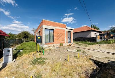 Casă cu 2 camere cu Teren 570 Mp în Sânmartin - 14