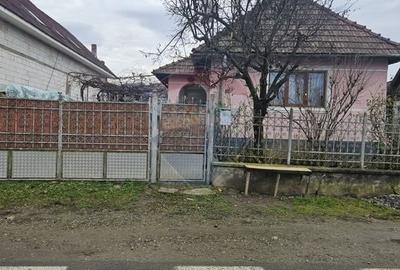 Casă individuală cu 5 camere cu Teren 1497 Mp în Sarasău - 2